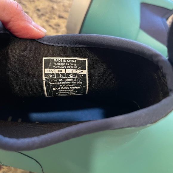 HUK ROGUE WAVE DECK BOOTS FOR WOMEN SIZE 10 - Picture 7 of 7